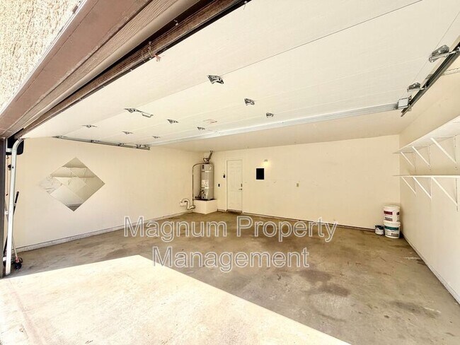 Building Photo - 25524 Sharp Dr