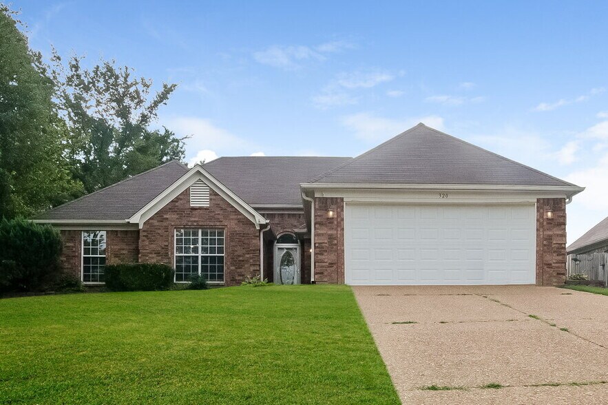 Primary Photo - 320 Terry Rd