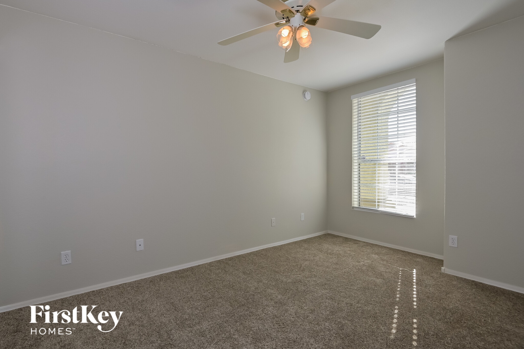 Building Photo - 7640 W Summer Sky Dr