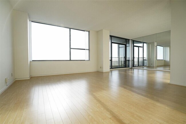 Building Photo - 15 Greenway Plaza