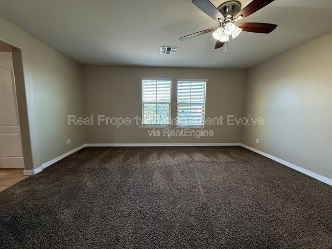 Building Photo - 9020 W Nicolet Ave