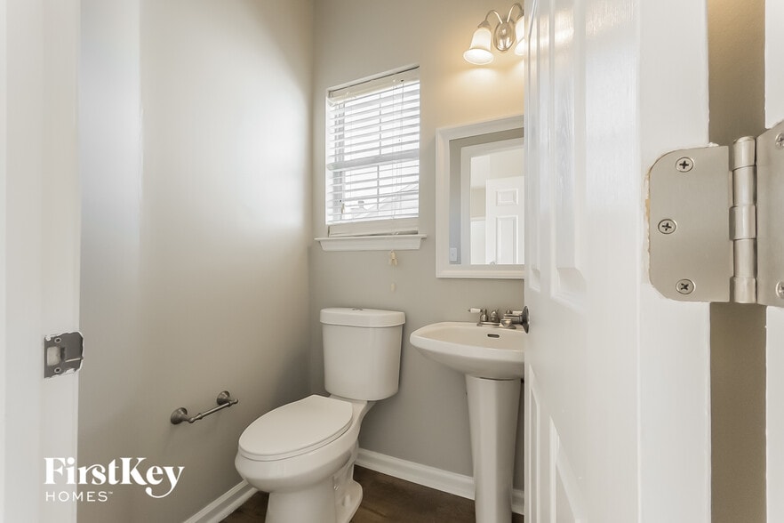 Building Photo - 118 Hearthstone Cir