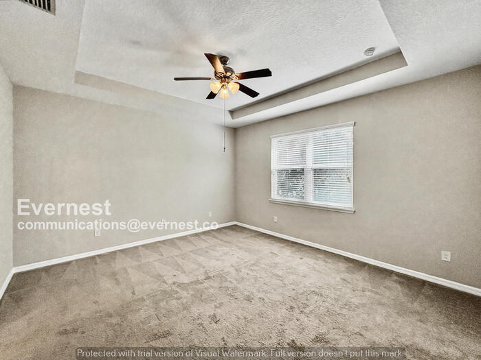 Building Photo - 11602 Warren Oaks Pl