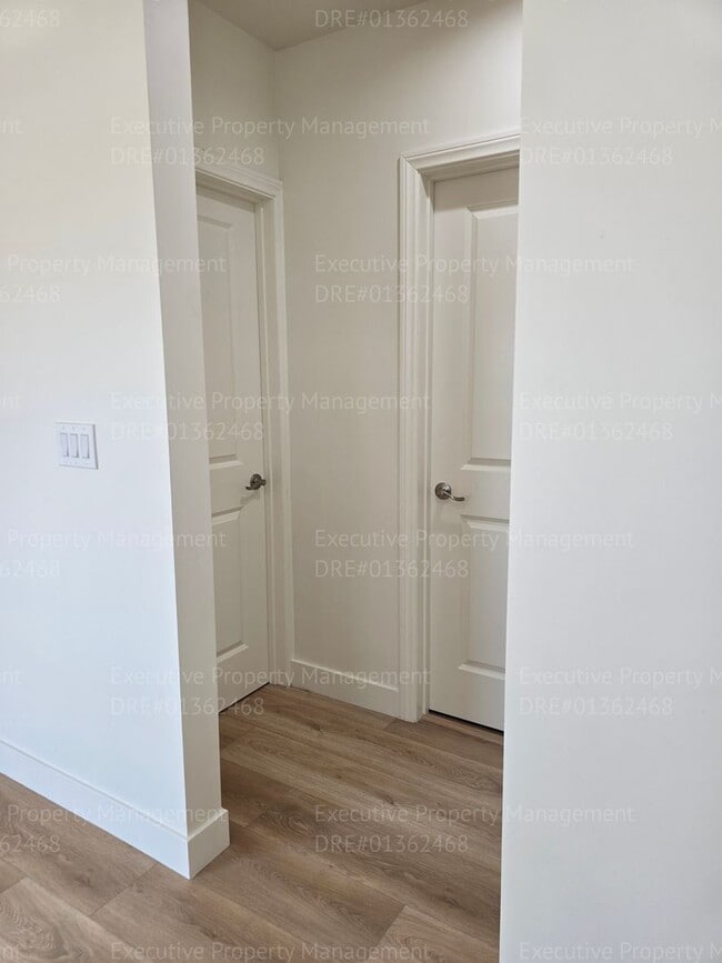 Building Photo - Newly constructed upstairs 2 bedrooms and ...