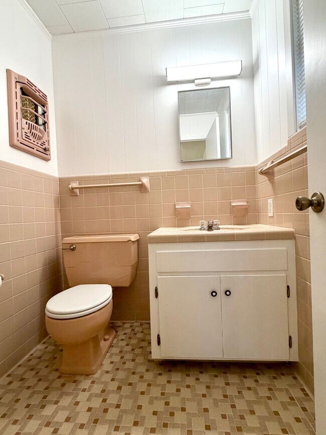 Building Photo - 43063 Black Bayou Rd