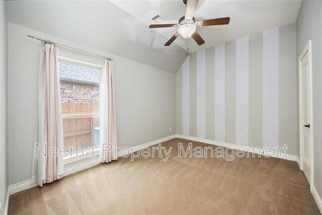 Building Photo - 2423 Rosillos Peak Dr