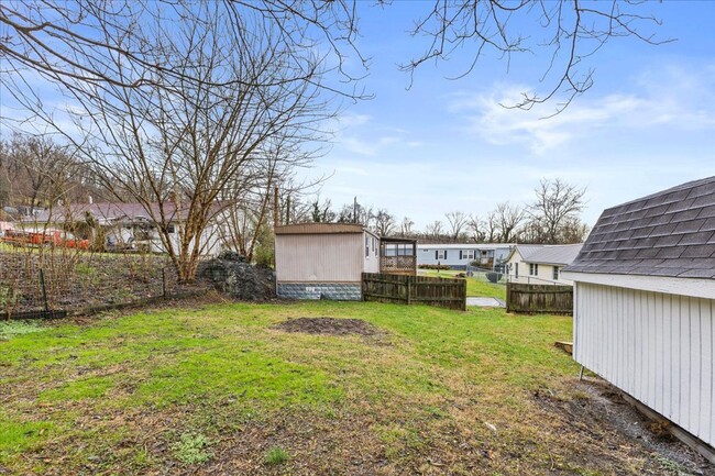 Building Photo - Newly Renovated 2 Bedroom Rental in Kingsport