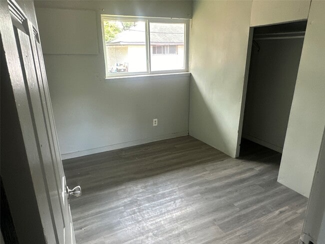 Building Photo - 5409 Suez St