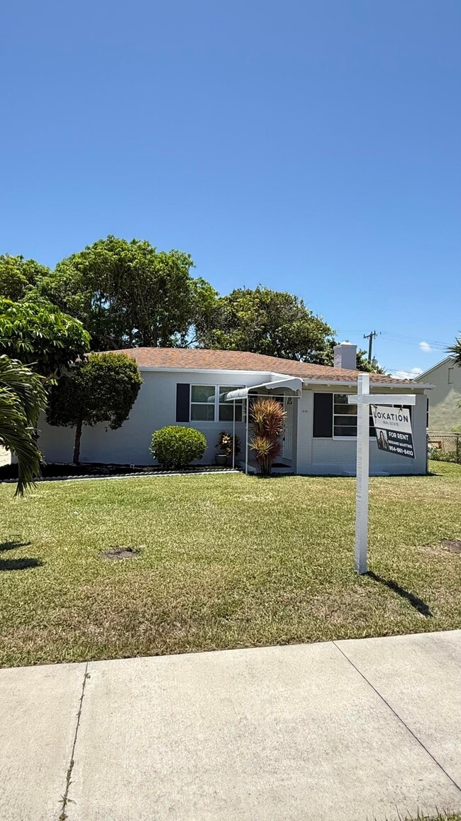 Building Photo - 332 S Swinton Ave