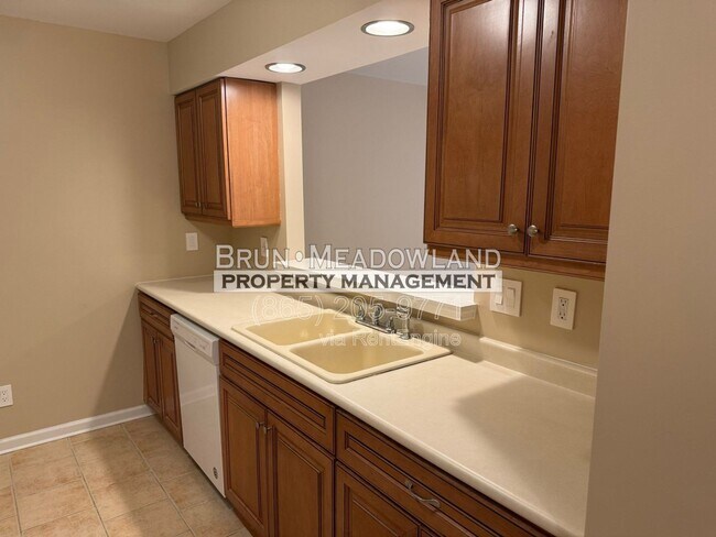 Building Photo - 10433 Raven Brook Ln