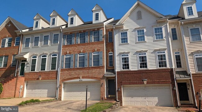Building Photo - 9640 Potters Hill Cir