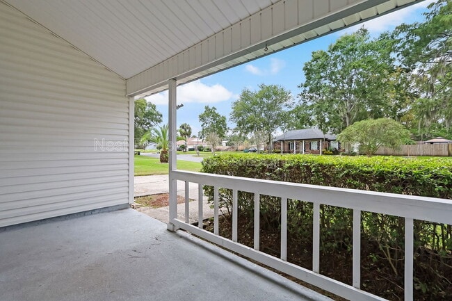 Building Photo - 10855 Mandarin Station Dr W