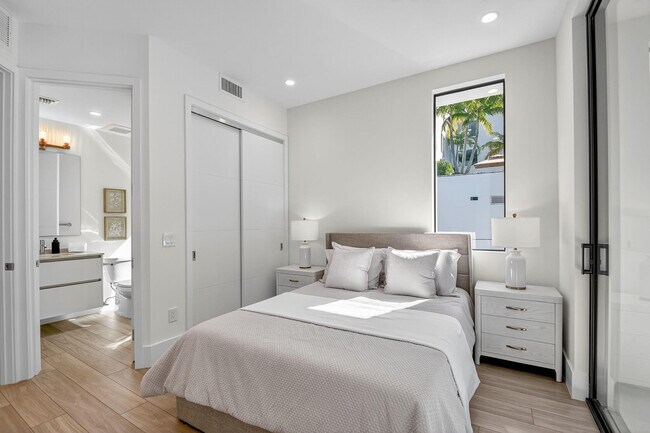 Building Photo - 204 Osceola Park Ln