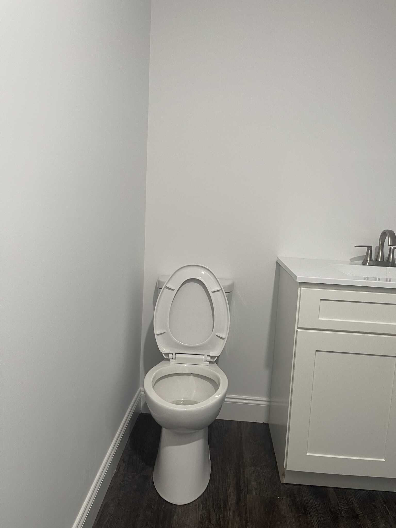 Building Photo - 167 S Earls Ave