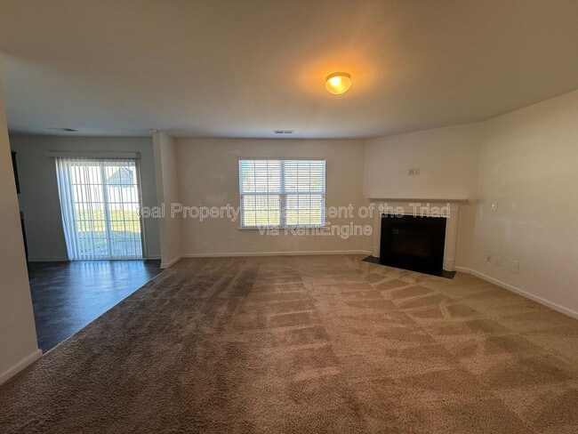 Building Photo - 1907 Northrop Dr