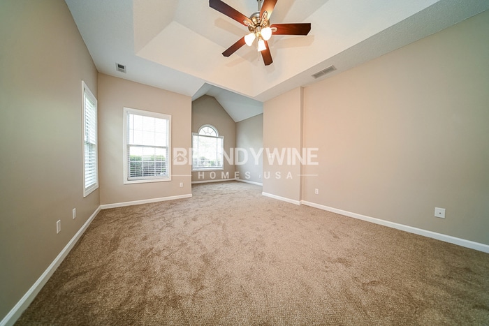 Building Photo - 6366 Wellesley Dr