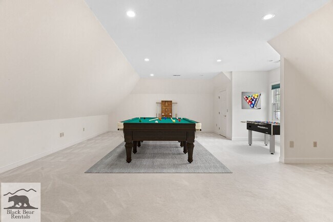 Building Photo - South AVL - Grand Residence in The Cotswol...