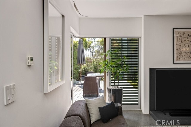 Building Photo - 27 Driftwood St