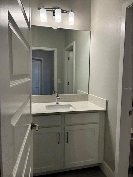 Building Photo - 9766 Campanula Ct