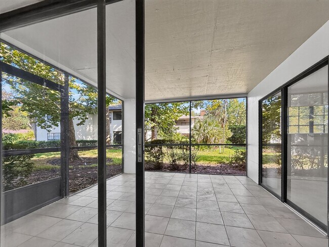 Building Photo - 10150 Belle Rive Blvd