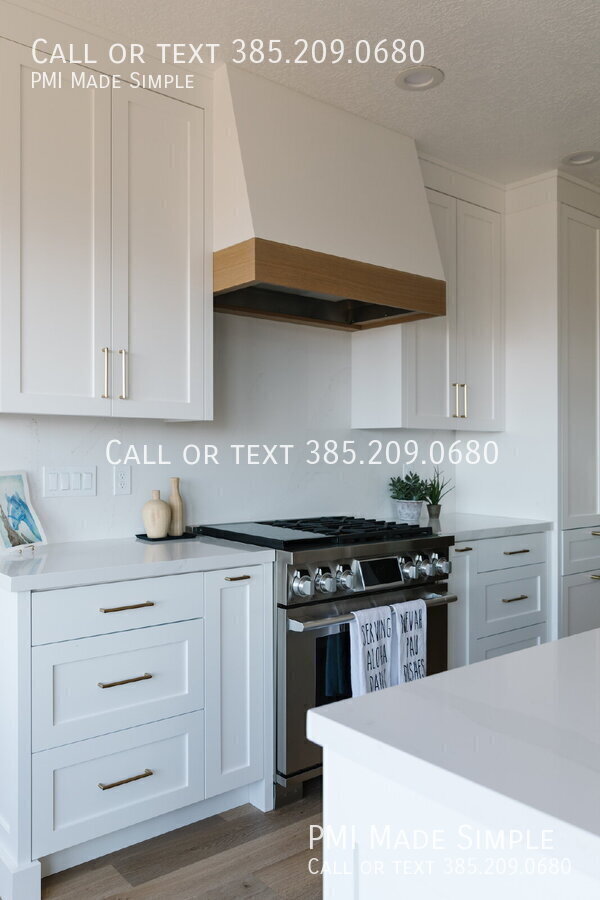 Building Photo - 1777 Crimson Oak Dr