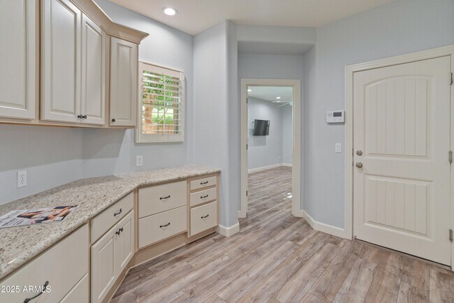 Building Photo - 12073 W Desert Mirage Dr