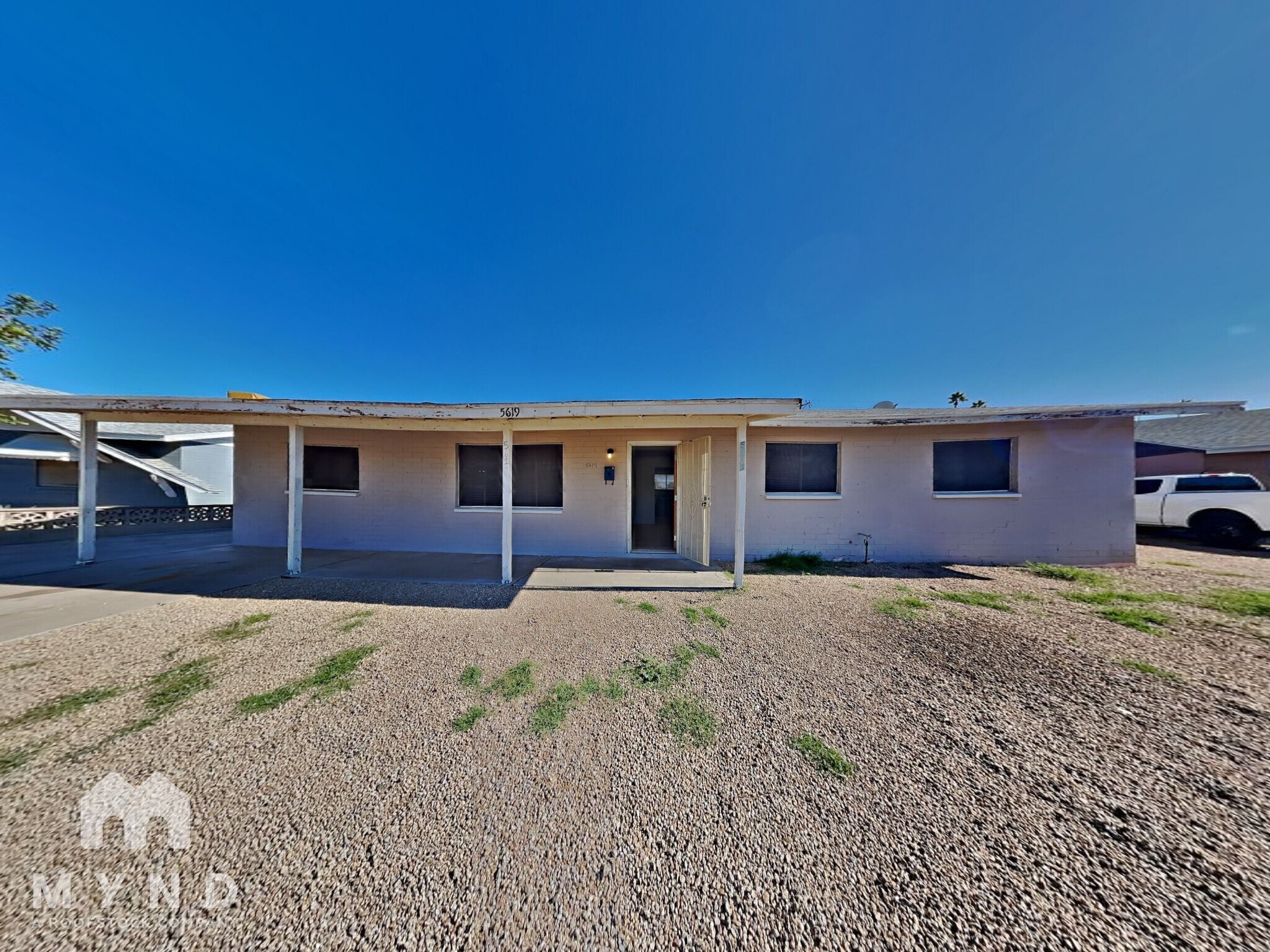 Building Photo - 5619 N 61st Cir