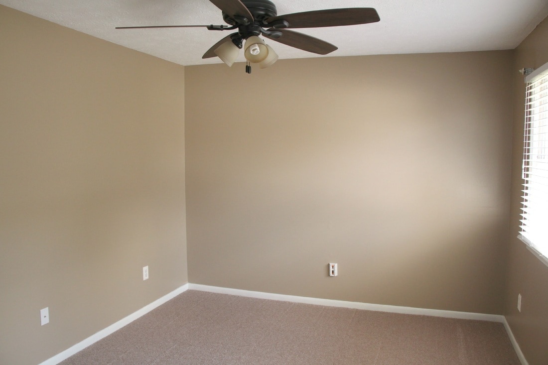 Building Photo - 405 Spruce Lane