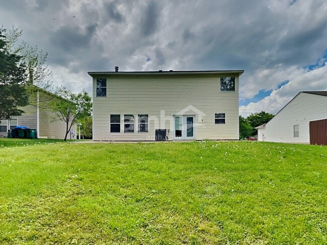 Building Photo - 2793 Sutherland Dr