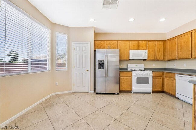 Building Photo - 8104 Caspian Moon Dr