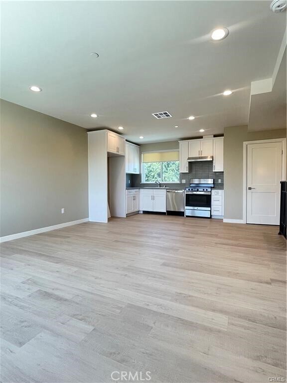 Building Photo - 4251 Live Oak Ave