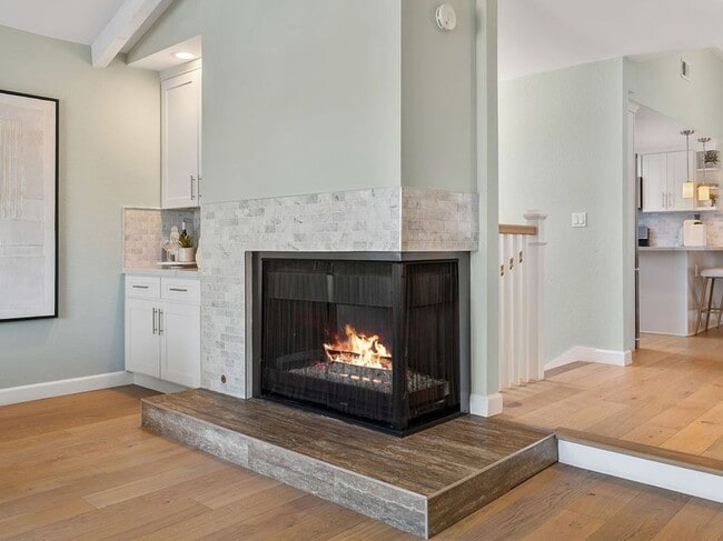 Building Photo - 1141 Stanford Ave