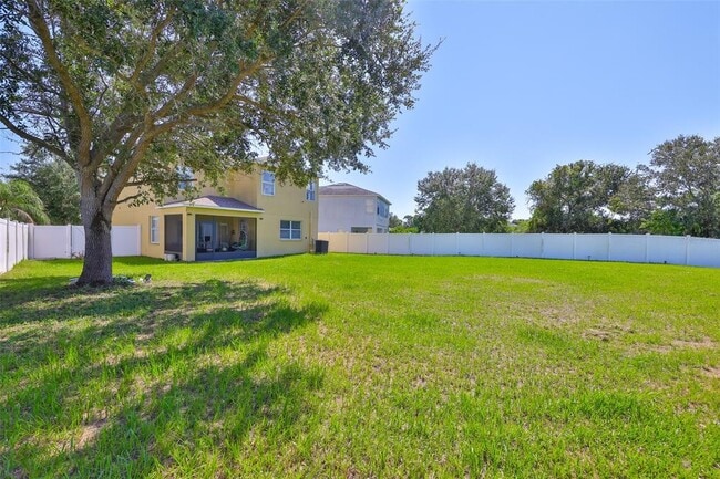 Building Photo - 7902 Carriage Pointe Dr