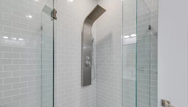 Building Photo - Temple Student Housing Single Family