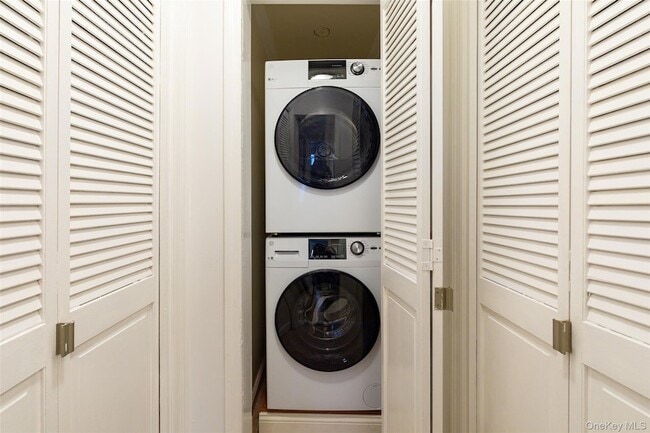 Building Photo - 54 Bennett Common Way