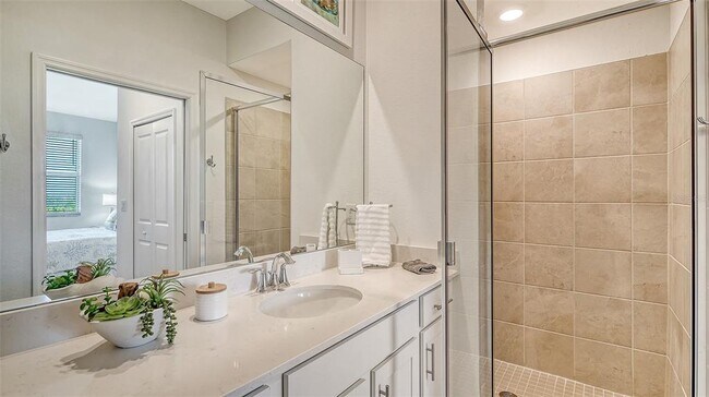 Building Photo - 12180 Wellen Golf St