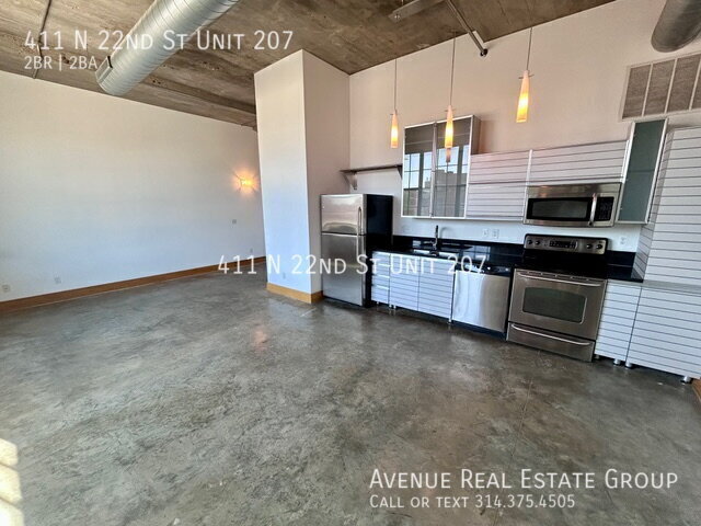 Building Photo - Stylish 2-Bed Loft Near St. Louis City Sta...