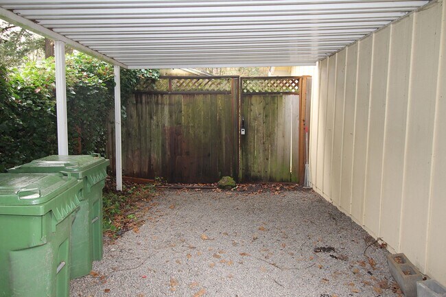 Building Photo - 5764 SW Kimball Ct