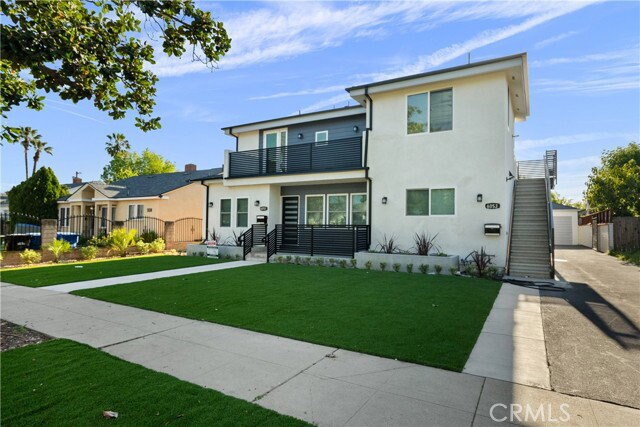 Building Photo - 6051 Teesdale Ave