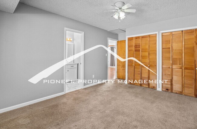 Building Photo - Spacious Split-Level Home in D20 with Mountain Views, 2 Car Garage, Fenced Yard and AC!