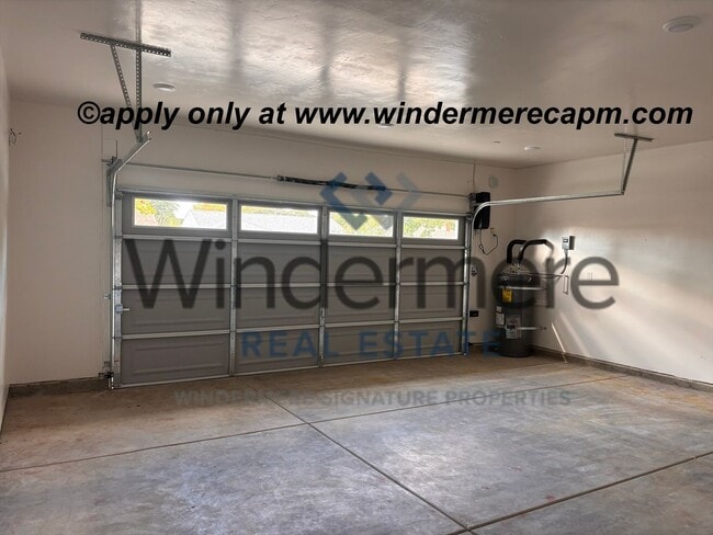 Building Photo - Brand New 3-Bedroom Home with gorgeous Modern Finishes!!