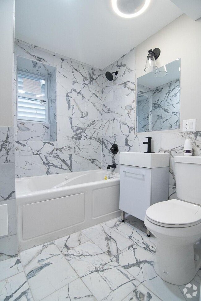Building Photo - 2 bedroom in Chicago IL 60651