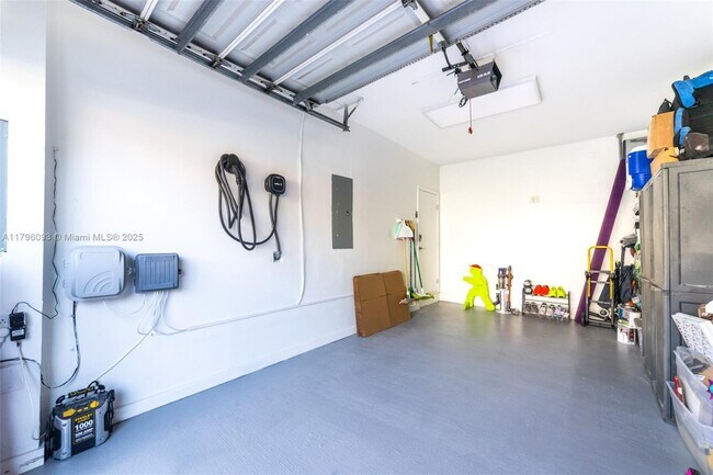 Building Photo - 21387 Marina Cove Cir