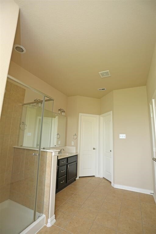 Building Photo - 4531 Kenya Manor Dr