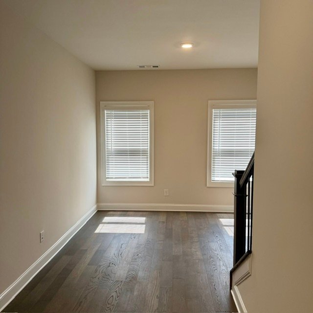 Building Photo - 570 Turlington Pl