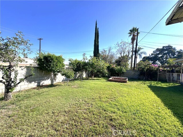 Building Photo - 1126 Highland Oaks Dr