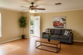 Building Photo - 6745 A Alma St