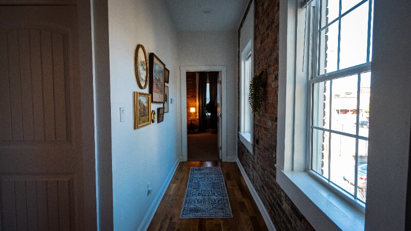 Building Photo - 836 Marshall St