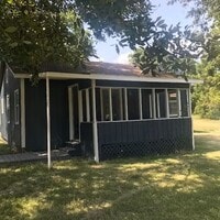 Building Photo - 421 Redbud Ridge