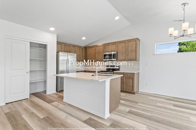 Building Photo - Brand New Home in Salem – 3BR with Central...